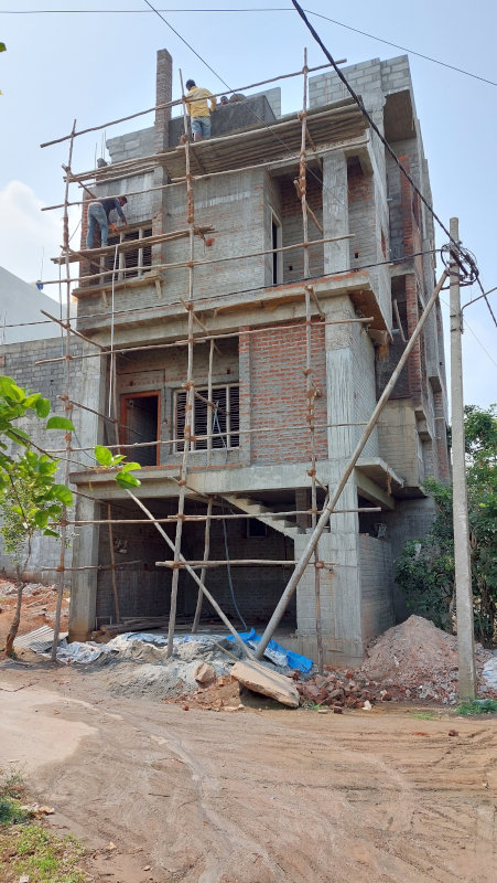 vishweshwaraiah-layout-house-construction